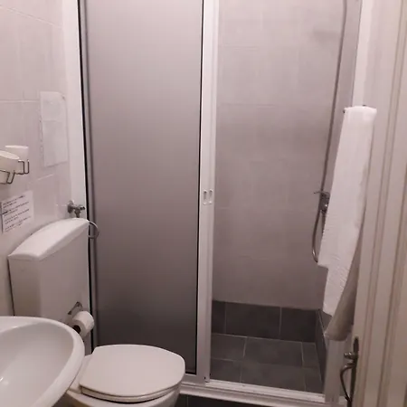 فندق Pensao Residencial Mirasol