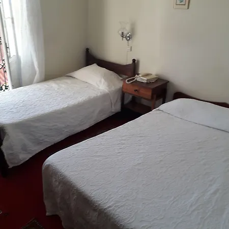Hotell Pensao Residencial Mirasol