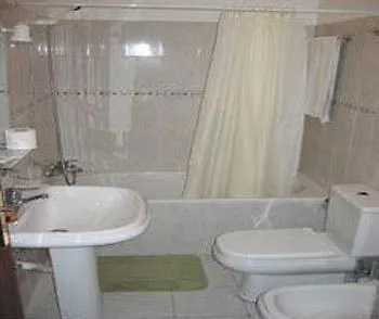 Guest house Pensao Residencial Mirasol 3*